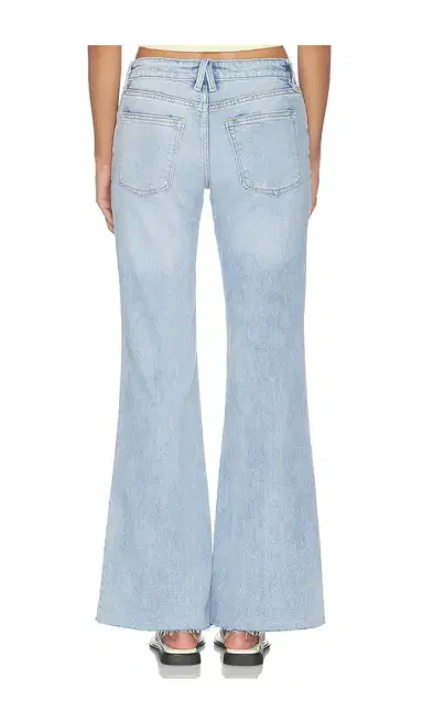 GOOD AMERICAN Vintage Low Rise Relaxed Flare Jeans | Thumbnail 7 GOOD AMERICAN Vintage Low Rise Relaxed Flare Jeans | Thumbnail 7