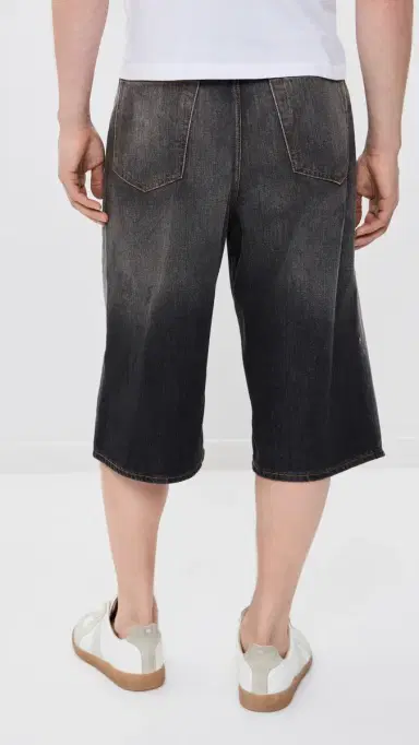 Acne Studios Judda Trafalgar Denim Shorts Black | Thumbnail 4 Acne Studios Judda Trafalgar Denim Shorts Black | Thumbnail 4