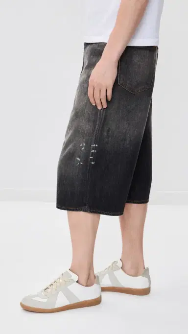 Acne Studios Judda Trafalgar Denim Shorts Black | Thumbnail 5 Acne Studios Judda Trafalgar Denim Shorts Black | Thumbnail 5