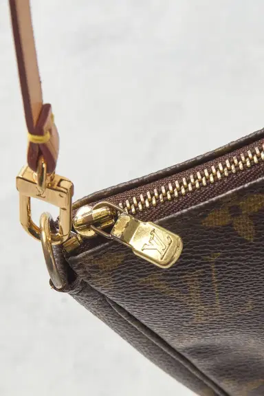 FWRD Renew Louis Vuitton Monogram Pochette Accessoires Shoulder Bag | Thumbnail 5 FWRD Renew Louis Vuitton Monogram Pochette Accessoires Shoulder Bag | Thumbnail 5