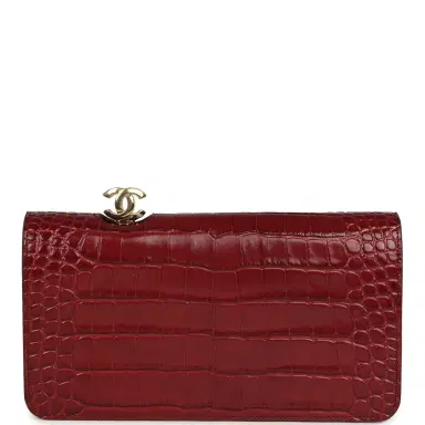 Chanel Chanel CC Clutch Burgundy Croc Embossed Calfskin Gold Hardware | Thumbnail 1 Chanel Chanel CC Clutch Burgundy Croc Embossed Calfskin Gold Hardware | Thumbnail 1