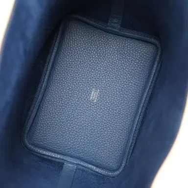 HERMÈS Hermes Picotin Lock 18 Bleu Tie Clemence Palladium Hardware | Thumbnail 8 HERMÈS Hermes Picotin Lock 18 Bleu Tie Clemence Palladium Hardware | Thumbnail 8