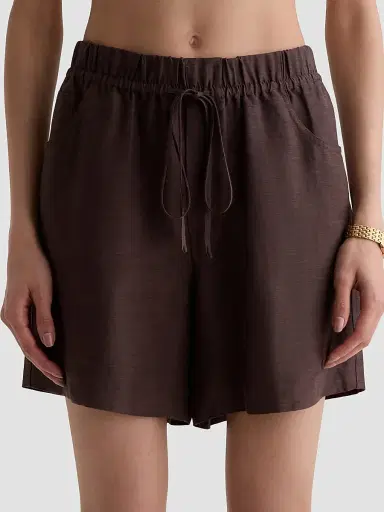 AG Jeans Women's Century Cinched Utility Shorts - Oak Barrel - Size XS | Thumbnail 4 AG Jeans Women's Century Cinched Utility Shorts - Oak Barrel - Size XS | Thumbnail 4