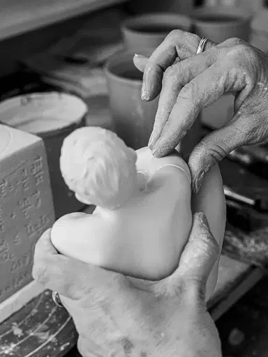 Lladro Scientia Man Figurine - White | Thumbnail 7 Lladro Scientia Man Figurine - White | Thumbnail 7