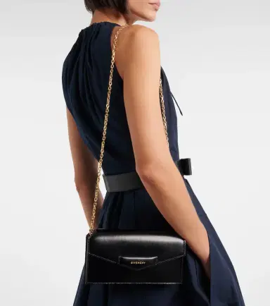 Givenchy Antigona Small clutch | Thumbnail 4 Givenchy Antigona Small clutch | Thumbnail 4
