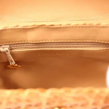 Chanel Vintage Chanel Basket Bag Beige Lambskin and Rattan Wicker Gold Hardware | Thumbnail 9 Chanel Vintage Chanel Basket Bag Beige Lambskin and Rattan Wicker Gold Hardware | Thumbnail 9