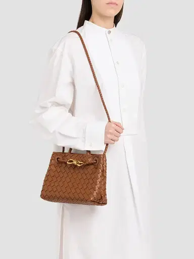 Bottega Veneta Women's Andiamo Intrecciato Leather Top-Handle Bag - Tannin | Thumbnail 2 Bottega Veneta Women's Andiamo Intrecciato Leather Top-Handle Bag - Tannin | Thumbnail 2