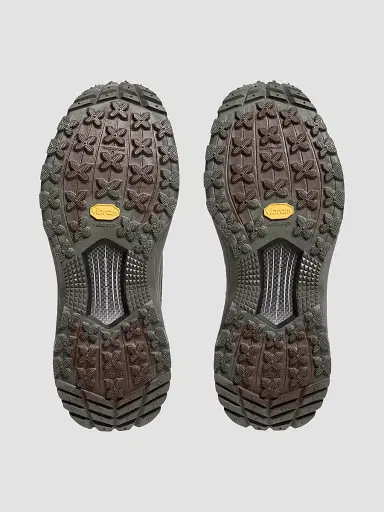 Moncler Men's Trailgrip Lite3 Sneakers in Suede | Thumbnail 4 Moncler Men's Trailgrip Lite3 Sneakers in Suede | Thumbnail 4