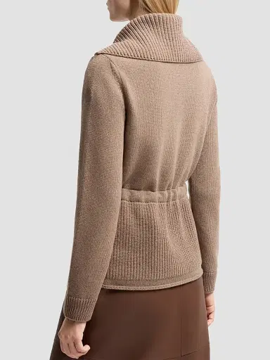 Moncler Women's Down-Filled Cardigan in Wool & Cashmere Blend - Beige | Thumbnail 3 Moncler Women's Down-Filled Cardigan in Wool & Cashmere Blend - Beige | Thumbnail 3