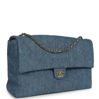 Chanel Chanel Maxi "Souplissimo" Large Flap Bag Blue Denim Gold Hardware | Thumbnail 2 Chanel Chanel Maxi "Souplissimo" Large Flap Bag Blue Denim Gold Hardware | Thumbnail 2
