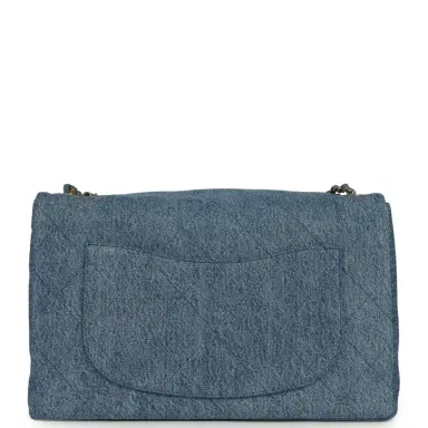 Chanel Chanel Maxi "Souplissimo" Large Flap Bag Blue Denim Gold Hardware | Thumbnail 4 Chanel Chanel Maxi "Souplissimo" Large Flap Bag Blue Denim Gold Hardware | Thumbnail 4