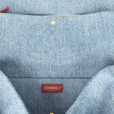 Chanel Chanel Maxi "Souplissimo" Large Flap Bag Blue Denim Gold Hardware | Thumbnail 12 Chanel Chanel Maxi "Souplissimo" Large Flap Bag Blue Denim Gold Hardware | Thumbnail 12