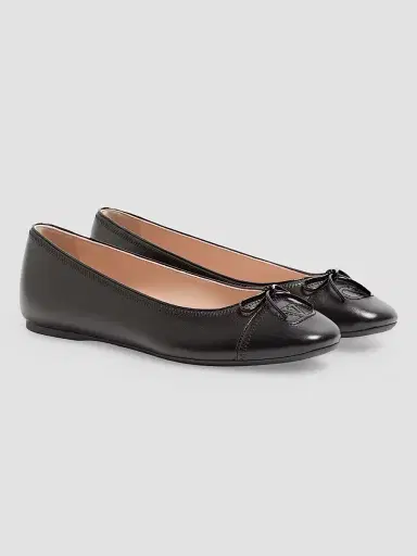Valentino Garavani Women's VLogo Signature in Nappa 05MM Ballerinas - Black | Thumbnail 2 Valentino Garavani Women's VLogo Signature in Nappa 05MM Ballerinas - Black | Thumbnail 2
