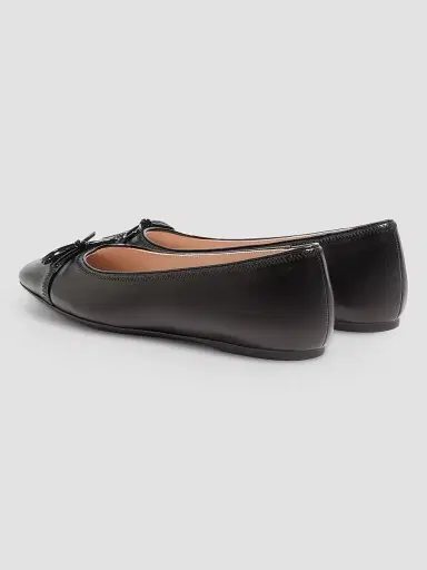 Valentino Garavani Women's VLogo Signature in Nappa 05MM Ballerinas - Black | Thumbnail 4 Valentino Garavani Women's VLogo Signature in Nappa 05MM Ballerinas - Black | Thumbnail 4