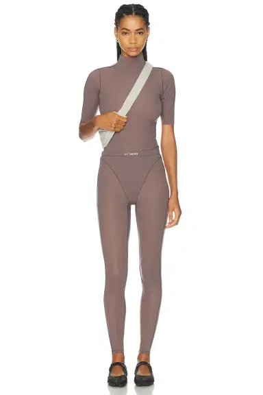 NikeSKIMS Weightless V-Panel Tight | Thumbnail 5 NikeSKIMS Weightless V-Panel Tight | Thumbnail 5