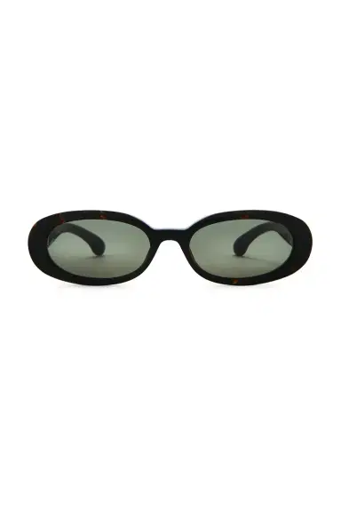 Sporty & Rich Frame N.10 Sunglasses | Thumbnail 1 Sporty & Rich Frame N.10 Sunglasses | Thumbnail 1