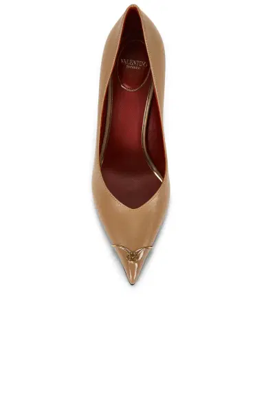 Valentino Garavani Vlogo Heartip Pump | Thumbnail 4 Valentino Garavani Vlogo Heartip Pump | Thumbnail 4