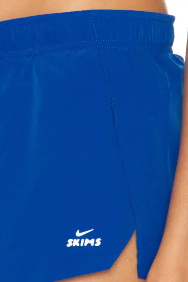 NikeSKIMS Stretch Nylon Runner Short | Thumbnail 6 NikeSKIMS Stretch Nylon Runner Short | Thumbnail 6