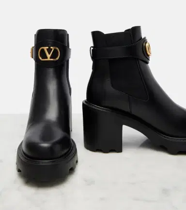 Valentino Garavani Beatle VLogo leather ankle boots | Thumbnail 2 Valentino Garavani Beatle VLogo leather ankle boots | Thumbnail 2