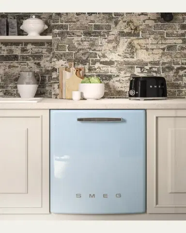 Smeg Retro 2-Slice Toaster | Thumbnail 2 Smeg Retro 2-Slice Toaster | Thumbnail 2