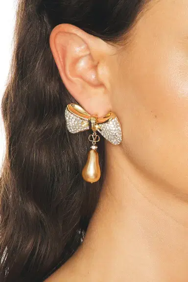 Valentino Garavani Sans Fin Perla Barocca Earrings | Thumbnail 2 Valentino Garavani Sans Fin Perla Barocca Earrings | Thumbnail 2