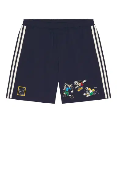 adidas Originals x Brain Dead x Disney Short | Thumbnail 5 adidas Originals x Brain Dead x Disney Short | Thumbnail 5