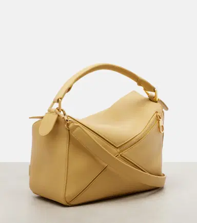 Loewe Featherlight Puzzle Large leather top-handle bag | Thumbnail 2 Loewe Featherlight Puzzle Large leather top-handle bag | Thumbnail 2