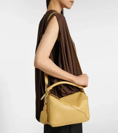 Loewe Featherlight Puzzle Large leather top-handle bag | Thumbnail 5 Loewe Featherlight Puzzle Large leather top-handle bag | Thumbnail 5
