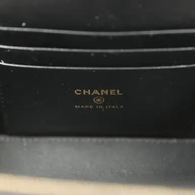 Chanel Chanel Small Vanity Case Black Raffia Light Gold Hardware | Thumbnail 10 Chanel Chanel Small Vanity Case Black Raffia Light Gold Hardware | Thumbnail 10