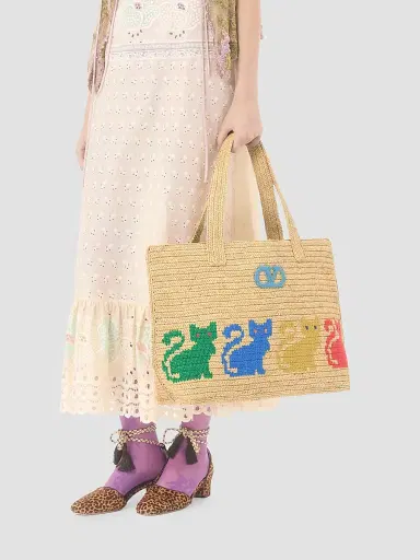 Valentino Garavani Women's Raffia Tote Bag | Thumbnail 3 Valentino Garavani Women's Raffia Tote Bag | Thumbnail 3