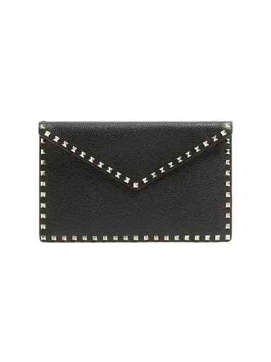 Valentino Garavani Women's Rockstud Grainy Calfskin Envelope Pouch - Black | Thumbnail 1 Valentino Garavani Women's Rockstud Grainy Calfskin Envelope Pouch - Black | Thumbnail 1