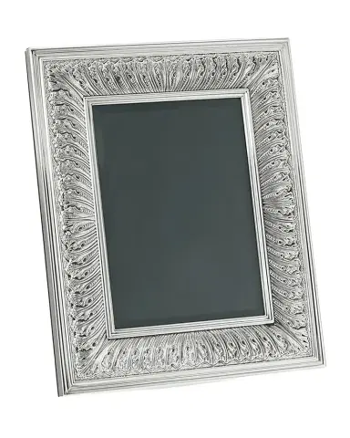 Buccellati Linenfold 5" x 7" Photo Frame | Thumbnail 1 Buccellati Linenfold 5" x 7" Photo Frame | Thumbnail 1