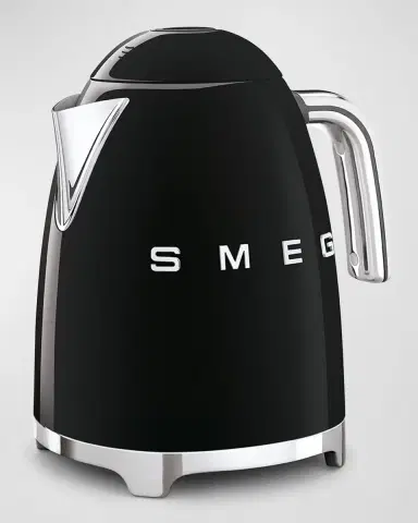 Smeg Retro Electric Kettle, Polished White | Thumbnail 2 Smeg Retro Electric Kettle, Polished White | Thumbnail 2