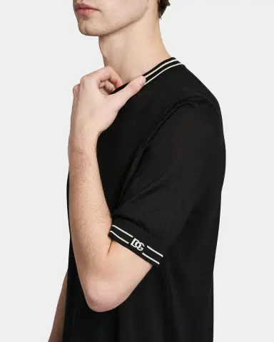 Dolce & Gabbana Men's Nero Silk Knit Ribbed-Logo Trim Crewneck T-Shirt | Thumbnail 4 Dolce & Gabbana Men's Nero Silk Knit Ribbed-Logo Trim Crewneck T-Shirt | Thumbnail 4