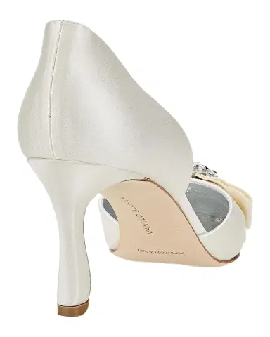 Manolo Blahnik 70mm Apidosa Gala Satin Pumps | Thumbnail 1 Manolo Blahnik 70mm Apidosa Gala Satin Pumps | Thumbnail 1