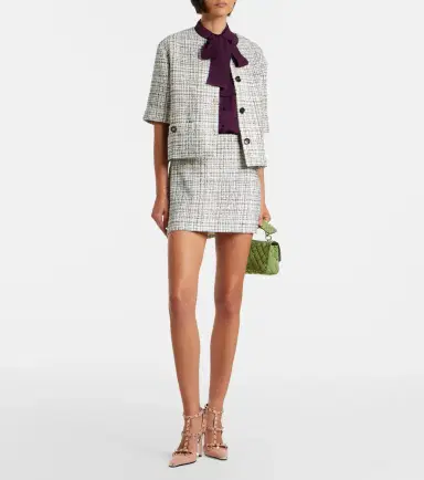 Valentino Garavani Rockstud Spike Small suede top-handle bag | Thumbnail 6 Valentino Garavani Rockstud Spike Small suede top-handle bag | Thumbnail 6