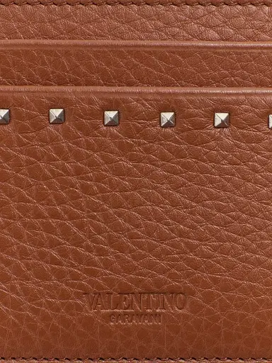 Valentino Garavani Men's Rockstud Grainy Calfskin Cardholder - Saddle Brown | Thumbnail 5 Valentino Garavani Men's Rockstud Grainy Calfskin Cardholder - Saddle Brown | Thumbnail 5