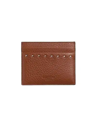 Valentino Garavani Men's Rockstud Grainy Calfskin Cardholder - Saddle Brown | Thumbnail 1 Valentino Garavani Men's Rockstud Grainy Calfskin Cardholder - Saddle Brown | Thumbnail 1
