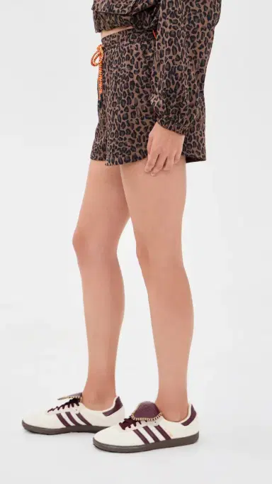 The Upside Ludlow Lucky Run Shorts Leopard | Thumbnail 4 The Upside Ludlow Lucky Run Shorts Leopard | Thumbnail 4