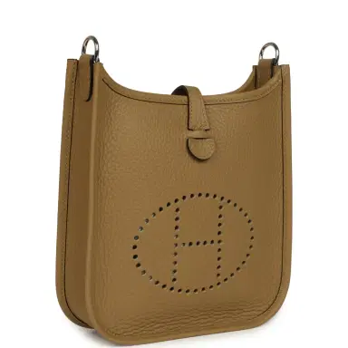 HERMÈS Hermes Evelyne TPM Dune Clemence Palladium Hardware | Thumbnail 2 HERMÈS Hermes Evelyne TPM Dune Clemence Palladium Hardware | Thumbnail 2