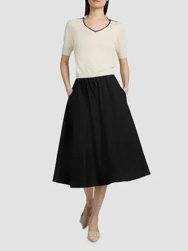 Vince Women's Tipped Cotton-Cashmere Knit Polo Top - Off White Ink | Thumbnail 2 Vince Women's Tipped Cotton-Cashmere Knit Polo Top - Off White Ink | Thumbnail 2