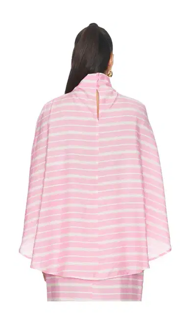 Milkwhite Cape | Thumbnail 3 Milkwhite Cape | Thumbnail 3