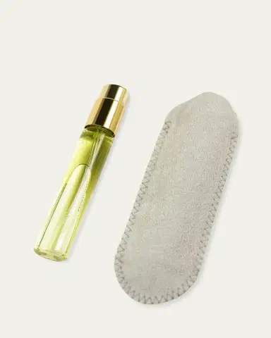 Veronique Gabai Delices des Bois Travel Spray Perfume, 0.3 oz. | Thumbnail 3 Veronique Gabai Delices des Bois Travel Spray Perfume, 0.3 oz. | Thumbnail 3