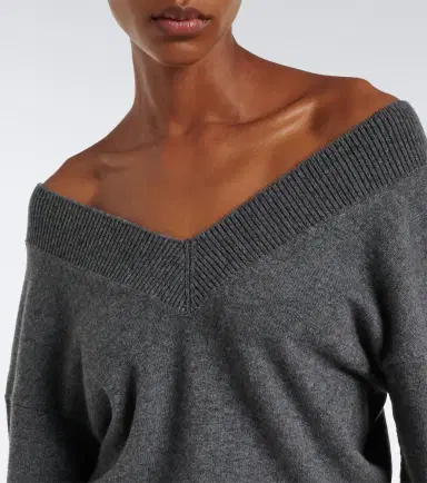 Tom Ford Off-shoulder cashmere sweater | Thumbnail 2 Tom Ford Off-shoulder cashmere sweater | Thumbnail 2