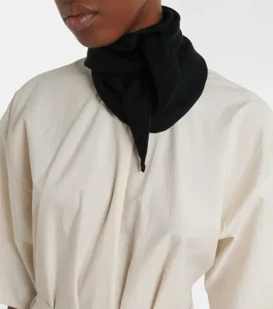 Lemaire Wool scarf | Thumbnail 4 Lemaire Wool scarf | Thumbnail 4