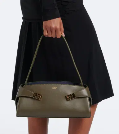 Ferragamo Hug East-West Small leather shoulder bag | Thumbnail 4 Ferragamo Hug East-West Small leather shoulder bag | Thumbnail 4