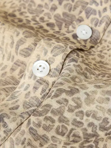 JOHN VARVATOS Men's Bucks Animal-Print Linen Shirt | Thumbnail 7 JOHN VARVATOS Men's Bucks Animal-Print Linen Shirt | Thumbnail 7