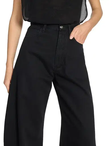 ALAIA Women's Round High-Rise Denim Jeans - Noir Alaia | Thumbnail 6 ALAIA Women's Round High-Rise Denim Jeans - Noir Alaia | Thumbnail 6