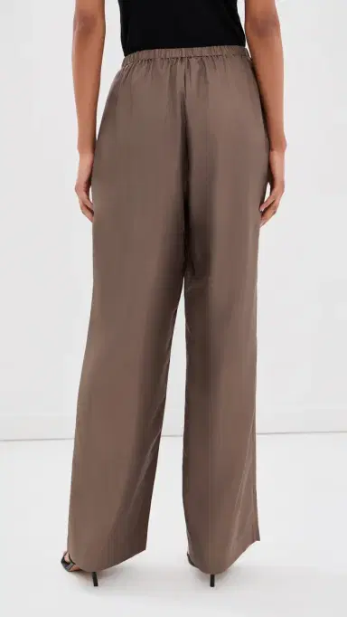 Róhe Relaxed Silk Trousers Taupe | Thumbnail 4 Róhe Relaxed Silk Trousers Taupe | Thumbnail 4