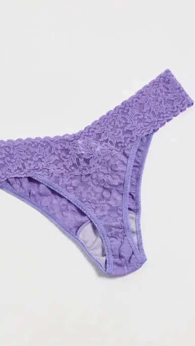Hanky Panky Signature Lace Original Rise Thong Panties 5 Pack Cphd One Size | Thumbnail 5 Hanky Panky Signature Lace Original Rise Thong Panties 5 Pack Cphd One Size | Thumbnail 5
